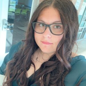 Meet your Posher, Allie